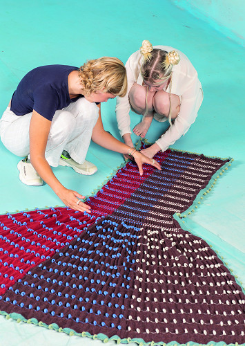 Modular Blanket by Leen Stoffels